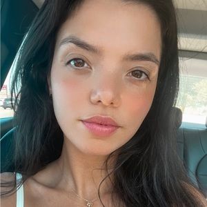 Meet your Posher, Farah